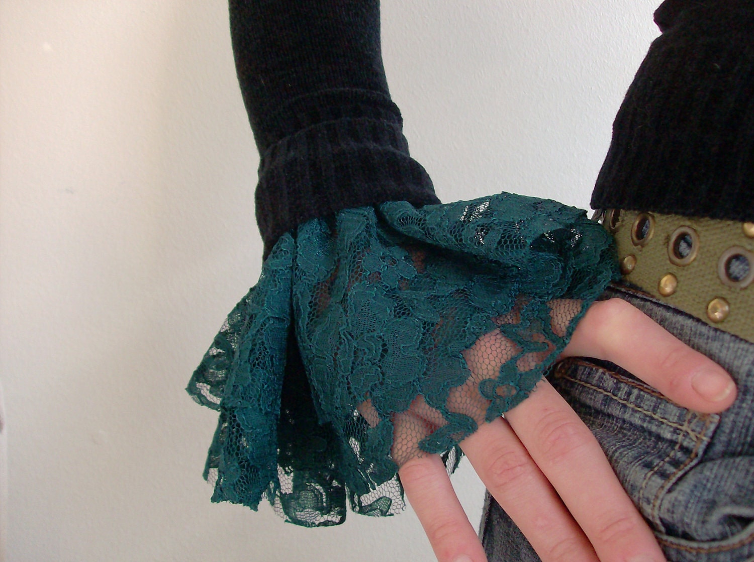 Forest Green Lace Ruffle Cuffs