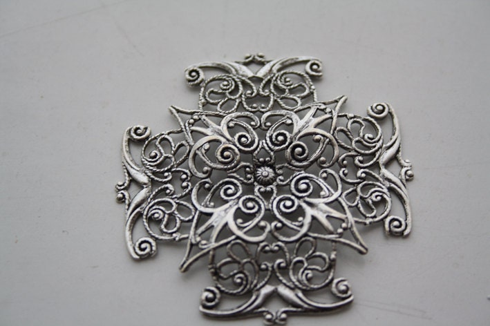 Large gothic filigree cross - sterling silverplated metal - 57mm