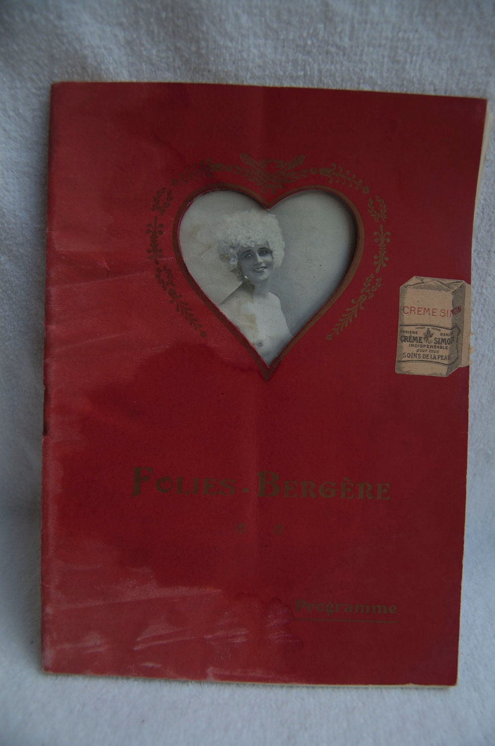 Folies Bergere Vintage Program