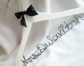 Engagement Gift, Personalized Wedding Hanger, Bridal Hangar, Bridal Hanger, Custom Color Combos