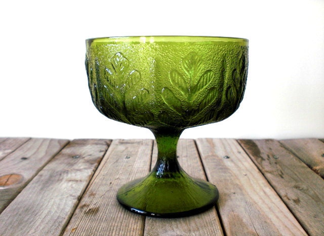 Vintage green glass compote / evergreen / pine green / oak leaf pattern / Christmas table / holiday decor / candy dish / home decor