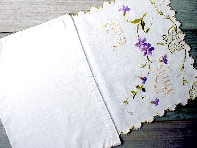 Vintage / Home Decor / Linens / pillowcase / Scandinavian / purple / chartreuse / natural white / cottage chic / farmhouse folk / embroidery