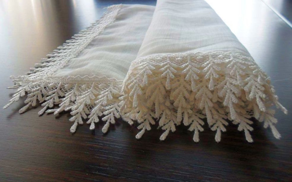chic table cloth ivory cream  lace elegant  ,Christmas gift idea for home