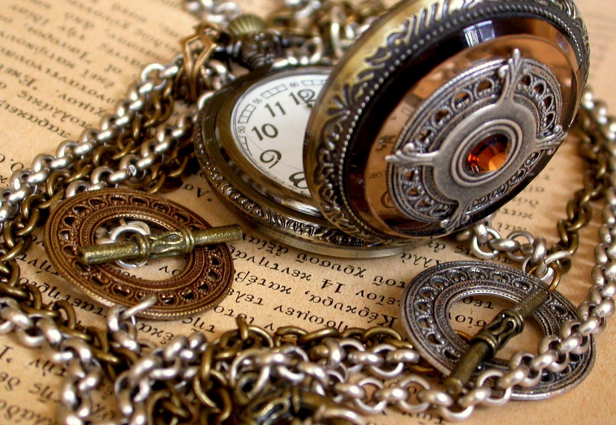 Steampunk Pocket Watch Necklace - Steampunk Goth Polymorphic Pendant - Vintage Style Victorian Gothic Locket Jewelry