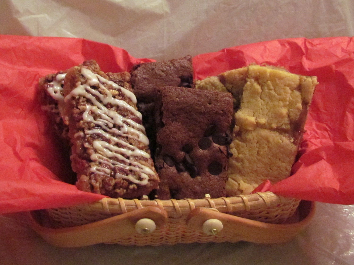 Dee's Brownie Sampler Basket - Small