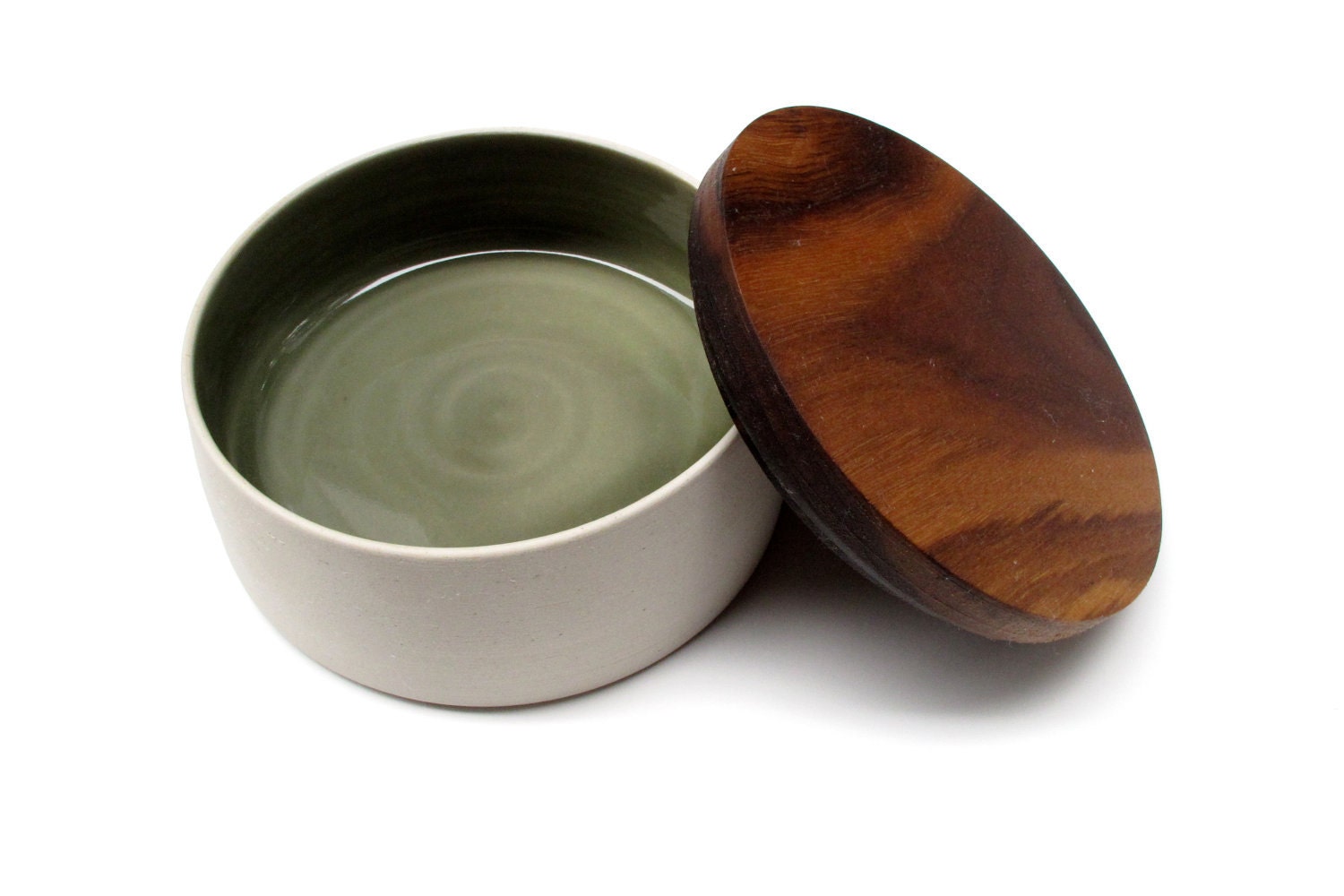 The green wood lidded bowl