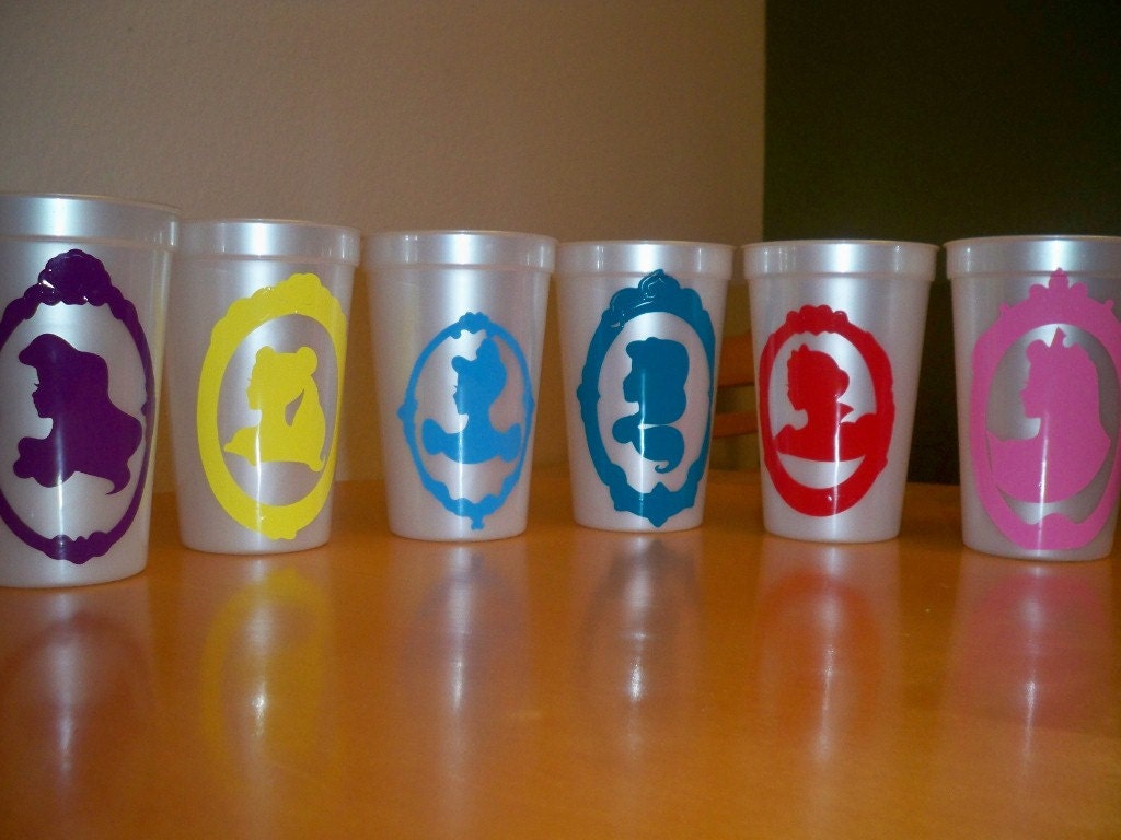 DISNEY PRINCESS BIRTHDAY party favor cups (set of 5 cups) Il_170x135