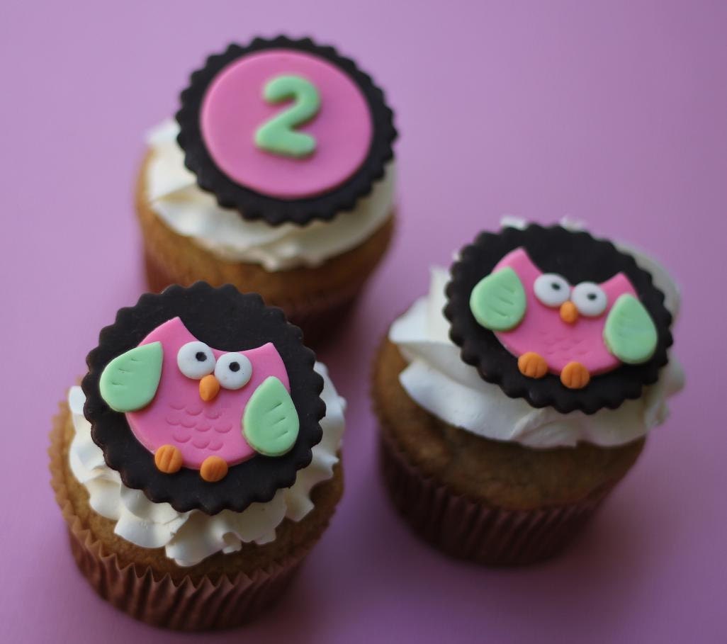 Fondant Toppers Pink Owls - Perfect for Birthdays, Weddings, Special Occasions