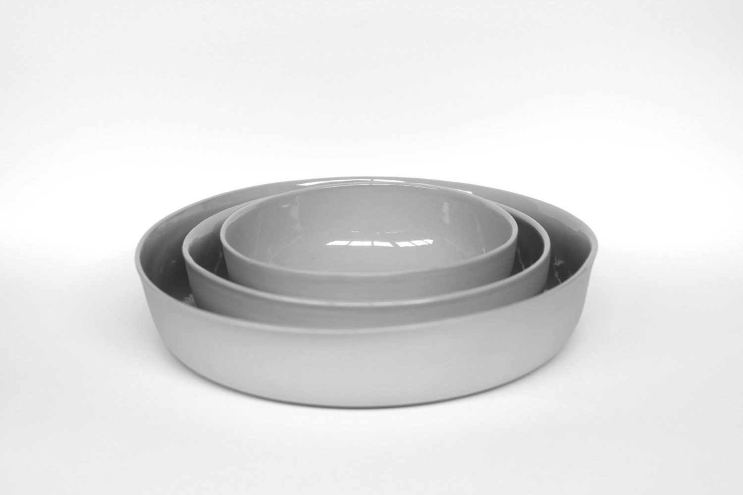 nesting bowl large - porcelain (concrete colour)