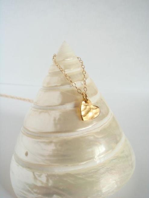 Heart necklace - 14k and 24k GOLD FILLED - Everyday jewelry - Minimalist jewelry