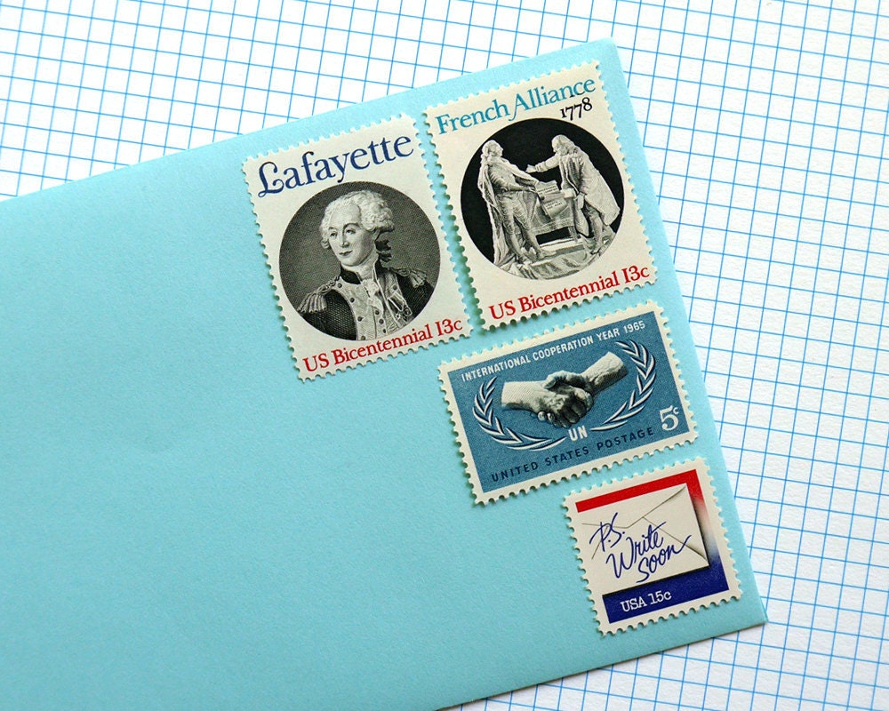 Vintage un-used - French Alliance - postage stamps to post 5 letters
