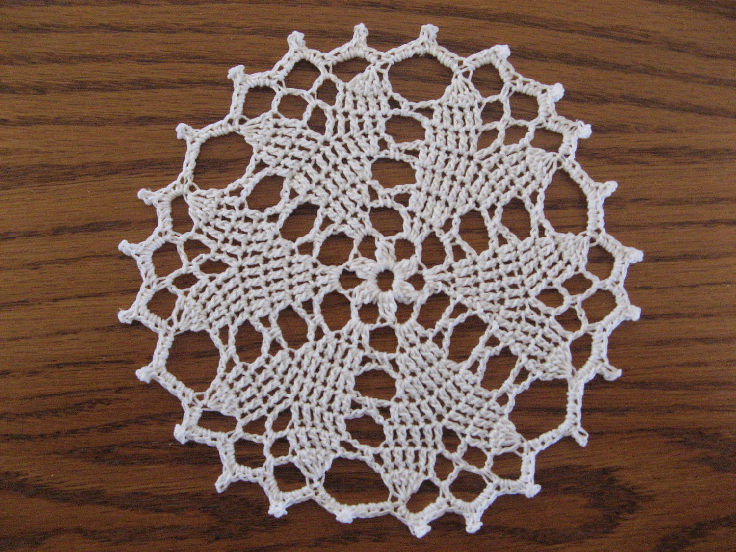 Round heart 6 inch doily