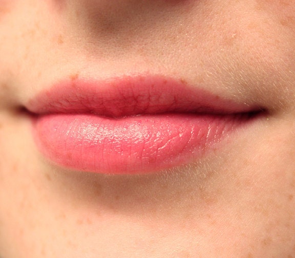CHEEKY CHERRY Tinted Lip Gloss