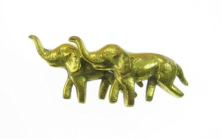 Vintage Brass Figural Elephants Pin / Brooch