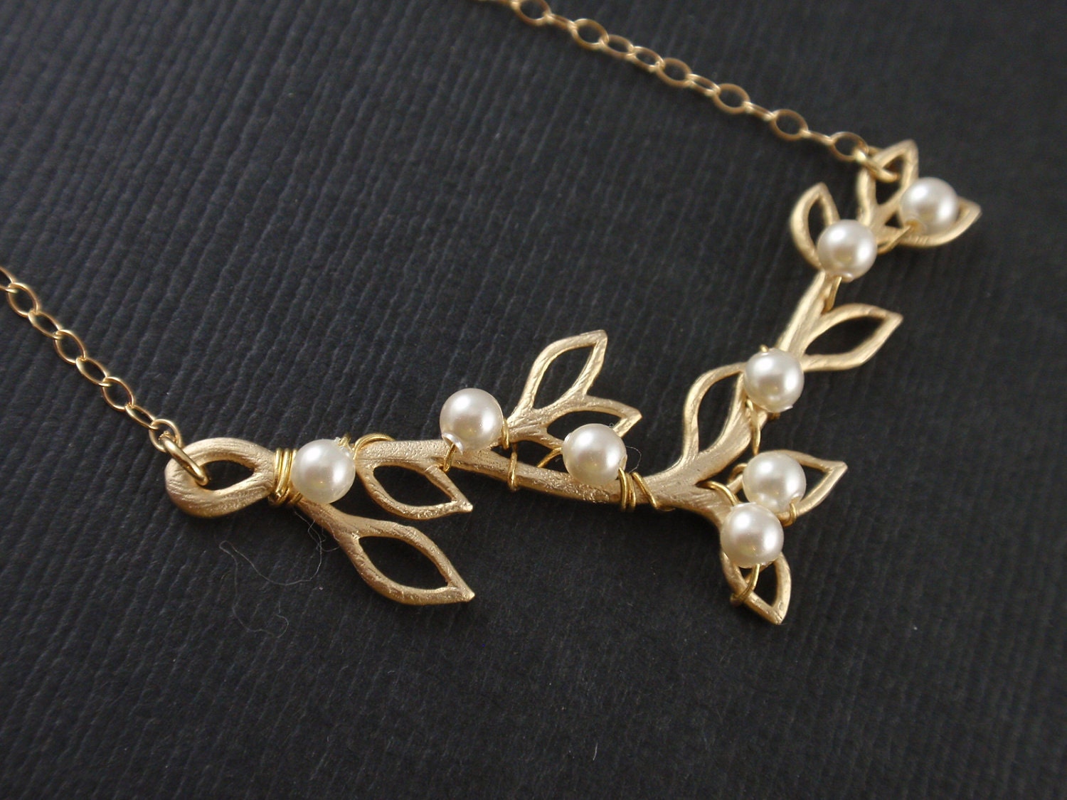 Branch Cream Pearls 14k Gold Filled Necklace - simple everyday jewelry - Bridesmaid, Wife, Girlfriend, Mother Gift Idea