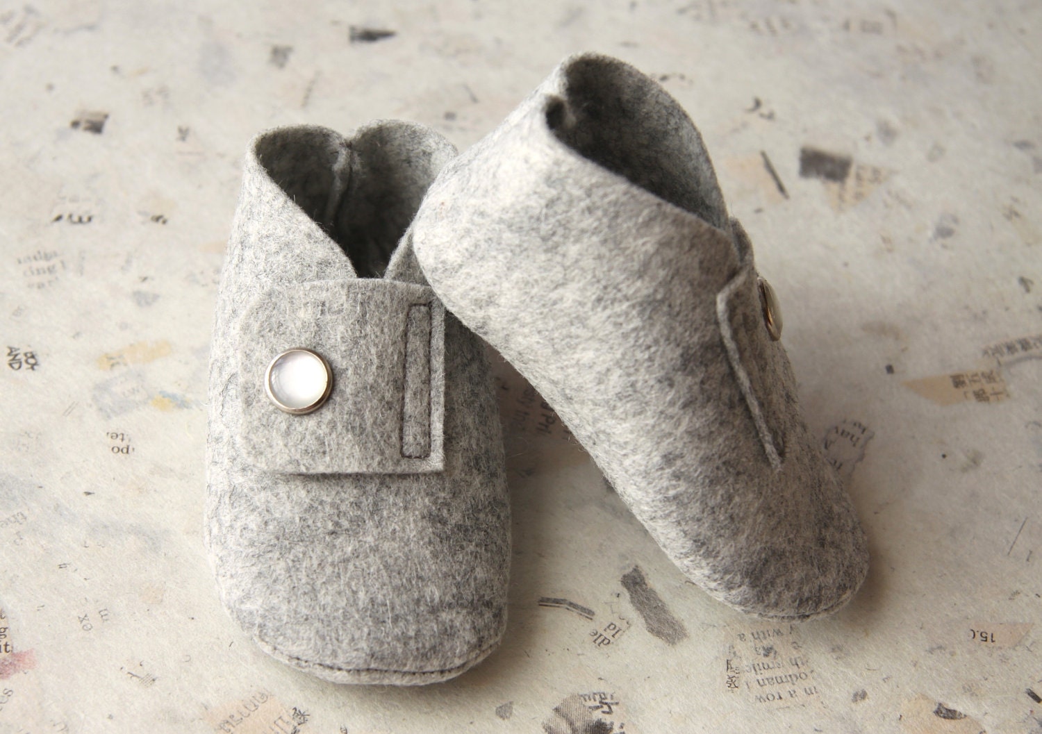 BABY FELT SHOES Boy and Girl - Newborn also available - Natural Grey 100% Wool Felt shoes