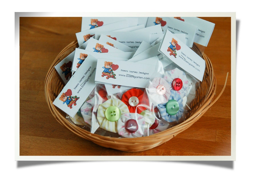 Handmade fabric flowers Yoyo flowers one set of 3 flowers / Scrapbooking / Art Journal / Cards / Gift