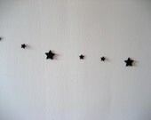 Wool felt star garland in black