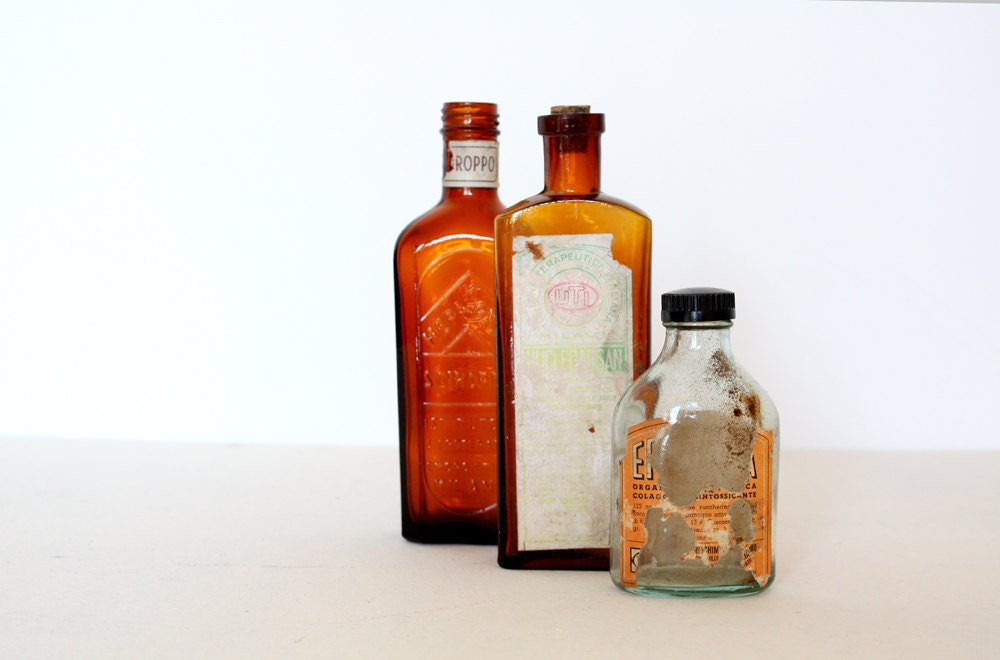 Vintage apothecary bottles spooky halloween decorations decor - AnnaLouVintage