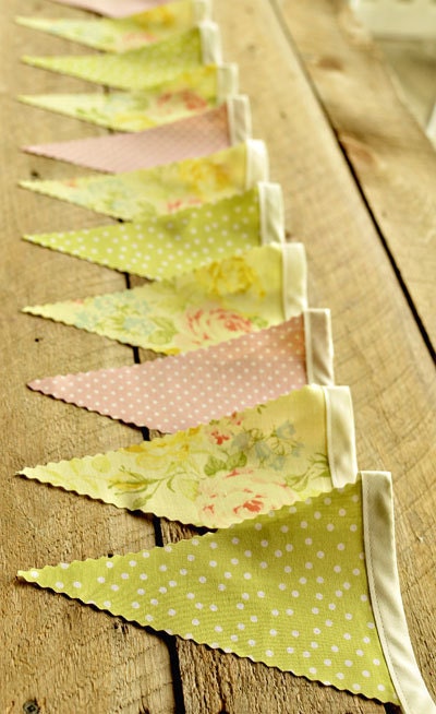 Pleasant - Vintage Bunting Banner with 12 Flags