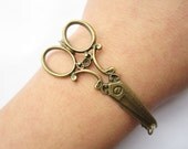 Scissors Bracelet---antique bronze scissors pendant & alloy chain