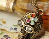 Skull necklace