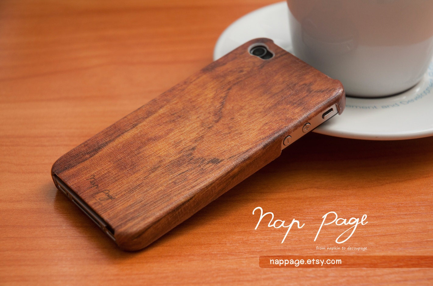Apple iphone case for iphone iphone 5 iphone 4 iphone 4s iPhone 3Gs : Wood pattern( Not real wood )
