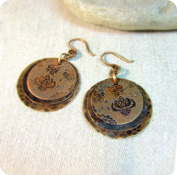 Copper earrings with flower pattern. Free shipping