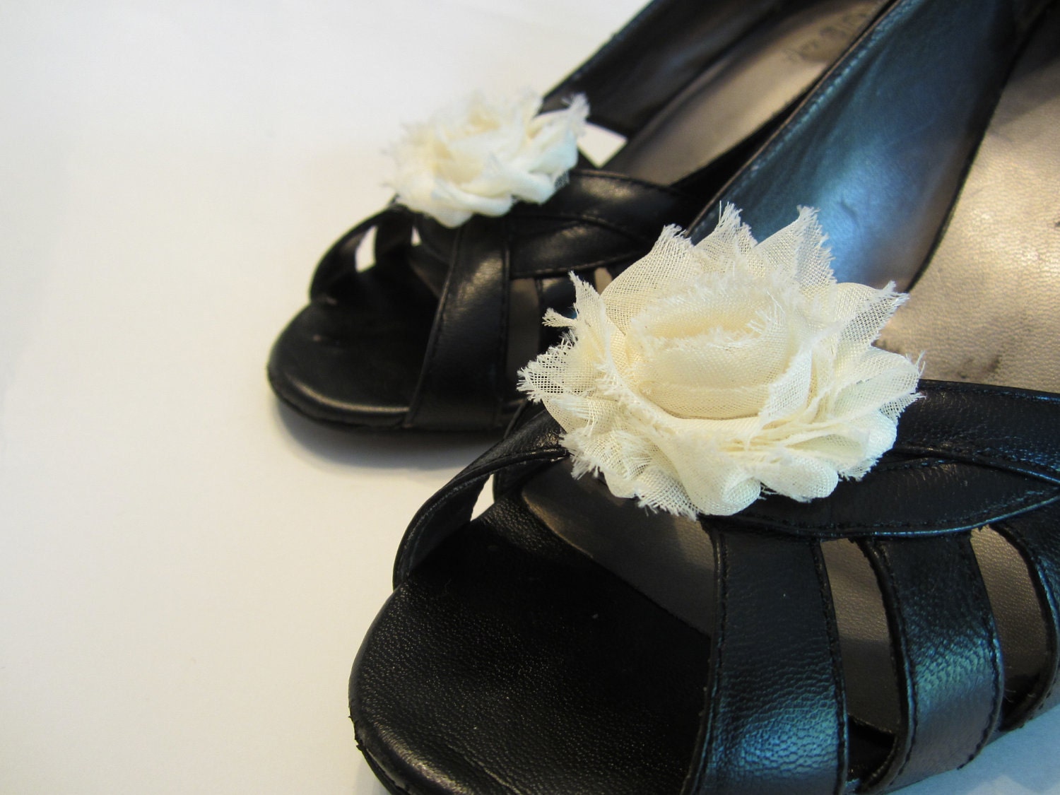 Shabby Chic Ivory Cream Chiffon Rosette Shoe Clips. Wedding Photo Prop Toddlers Girls Women