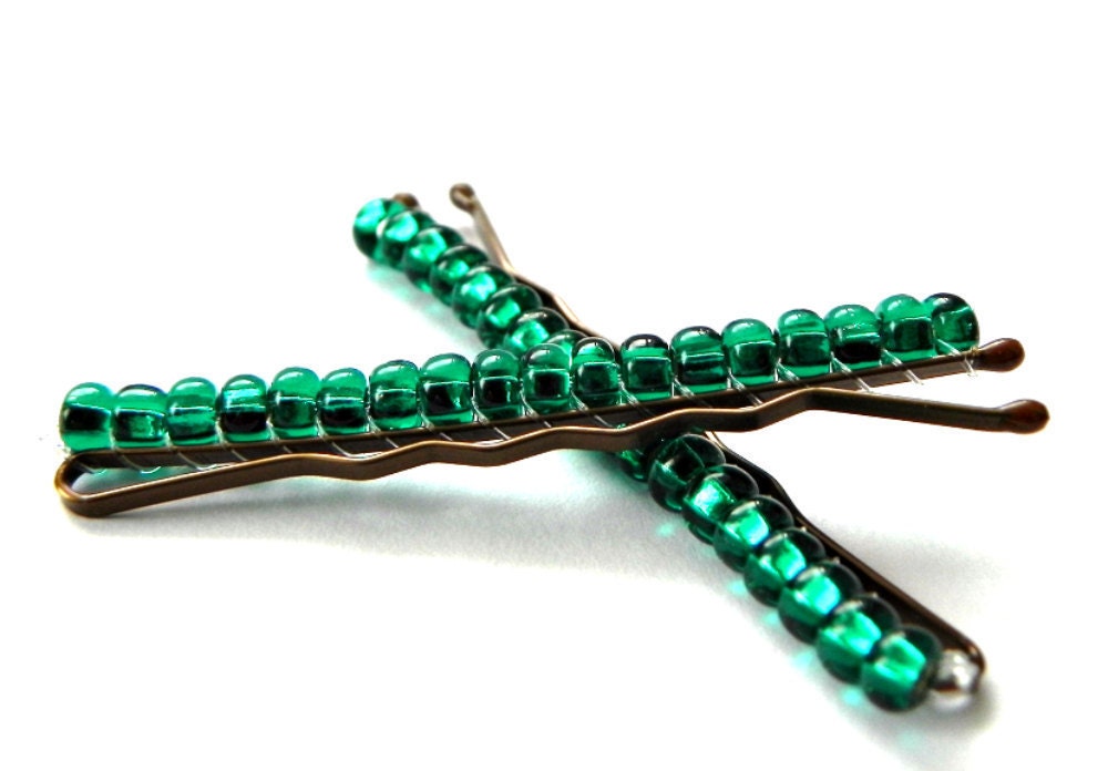 Beaded Bobby Pins: glitzy emerald green hand beaded bobby pins for hair, gifts for her, holiday hair accessories, girls, women