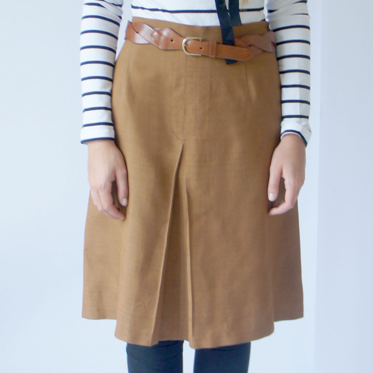 Vintage mustard 70s cotton skirt size medium to small.