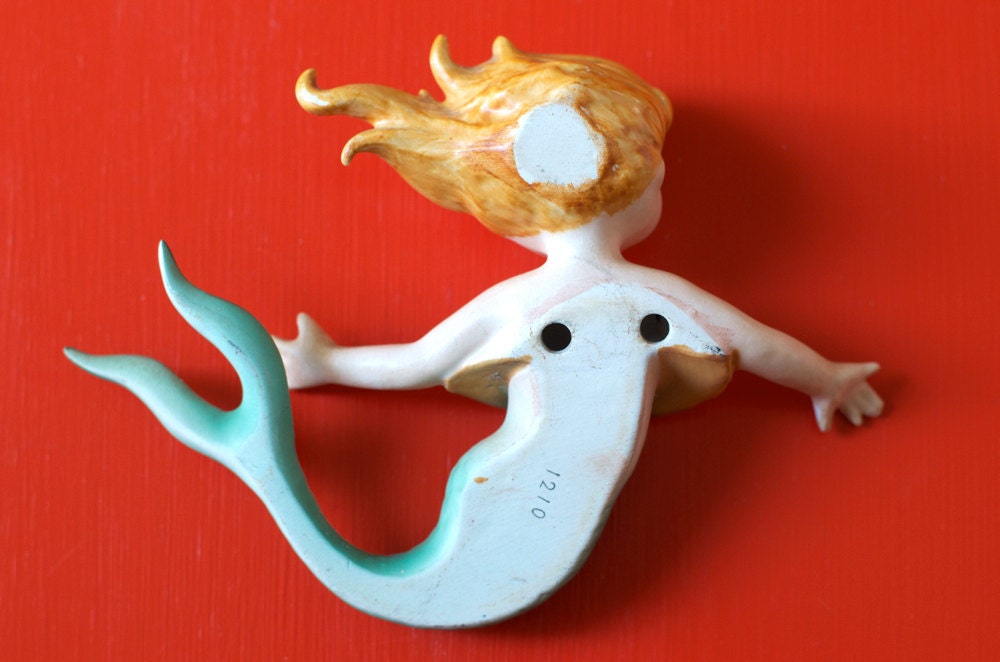 Mid Century Lefton Hawaiian Hula Mermaid Wall Plaque Figurine