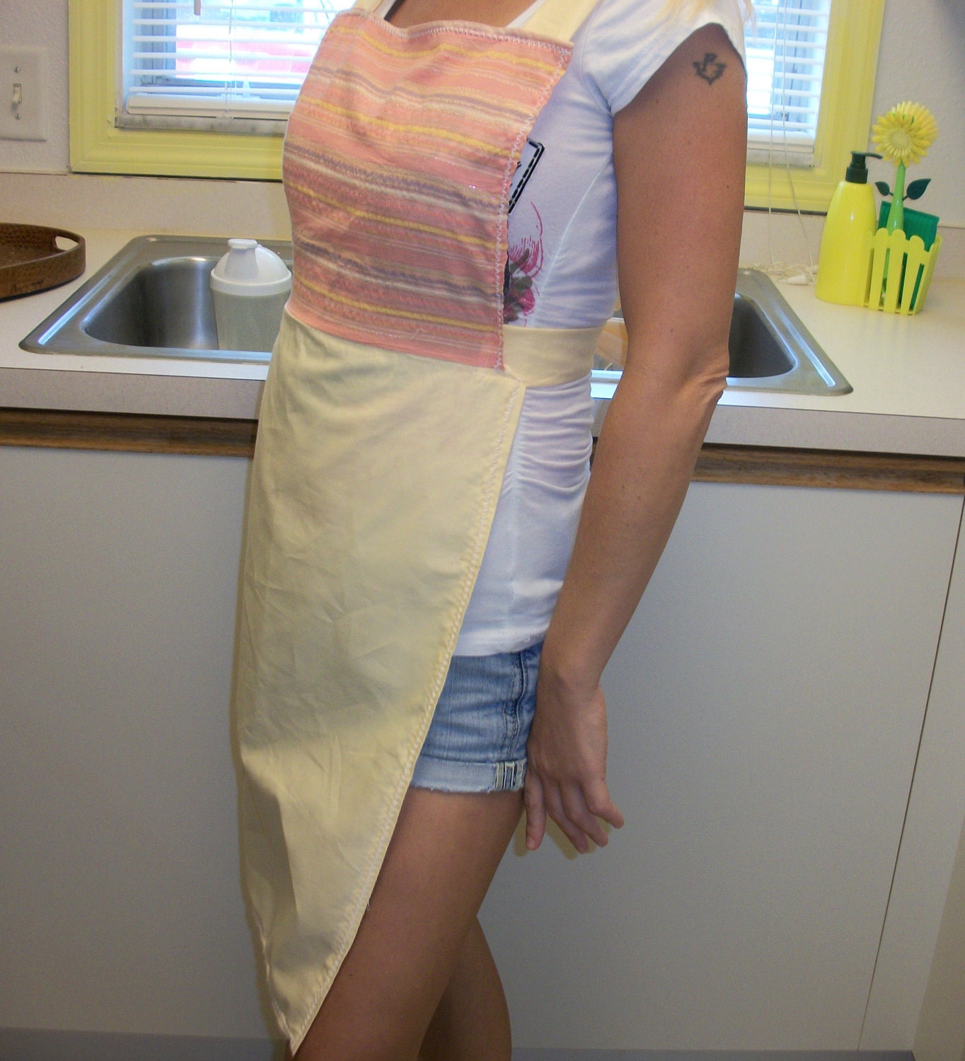 Citrus Sunset Glitzy Full Apron S/M Coral Melon