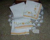 Spring Up Your Guest Bathroom Antique Crocheted Hand Towel And Wash Cloth Made Prior To 1915 Free Shipping