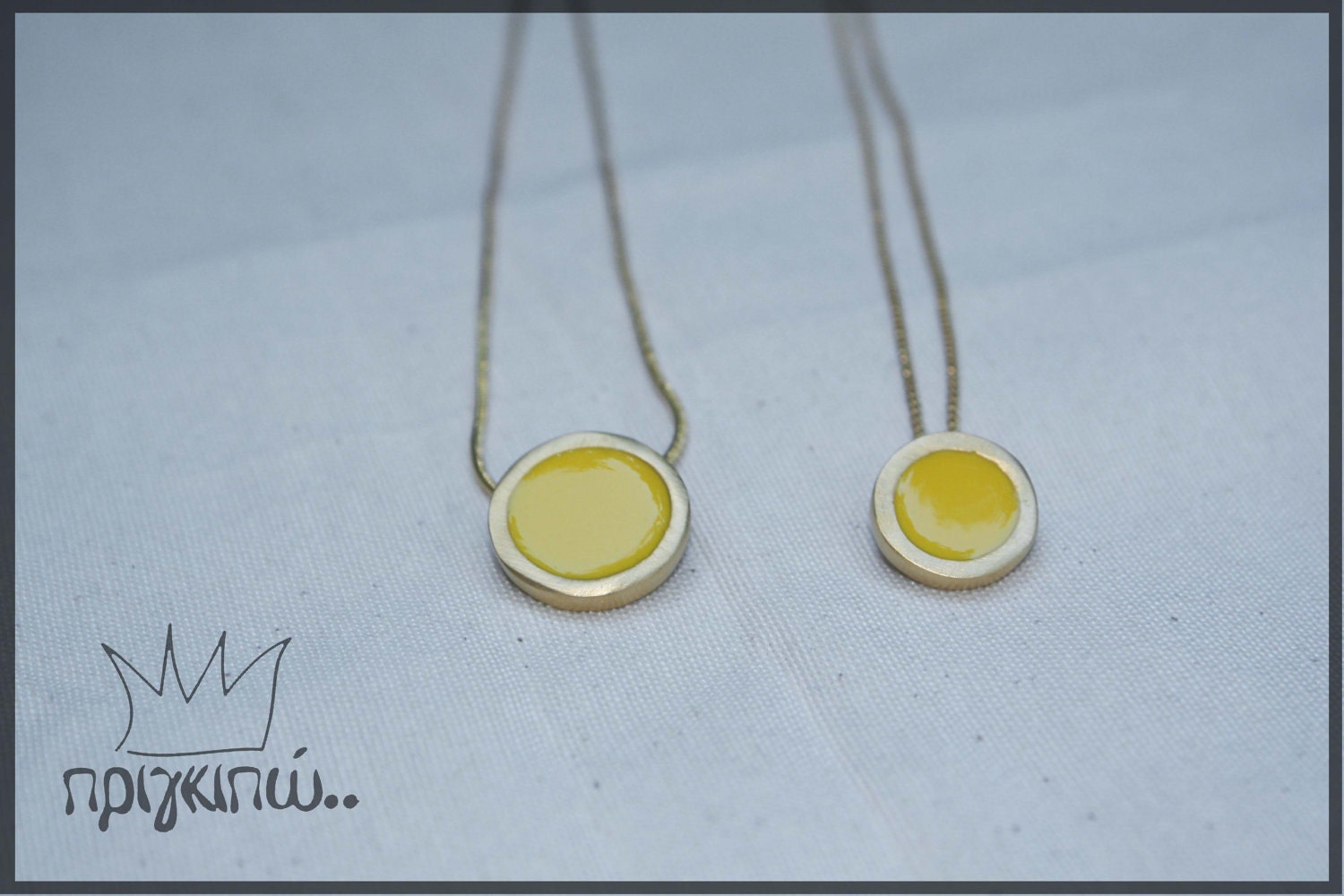 Color Pendants