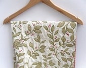 Cream leaf fabric green stems and leaves red berries, lilen like 3' 6" x 2' 2" Christmas - CollectiveMiX
