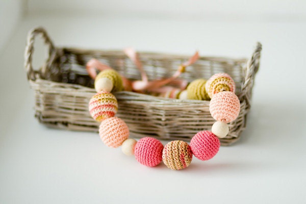 Carambole Nursing / Breastfeeding Necklace - bamboo, pink, peach - babywearing, for moms to wear, teething toy, crochet teether