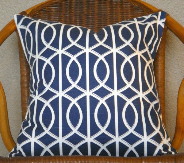 Dwell Studio 18" Bella Porte Pillow Cover (Twilight)