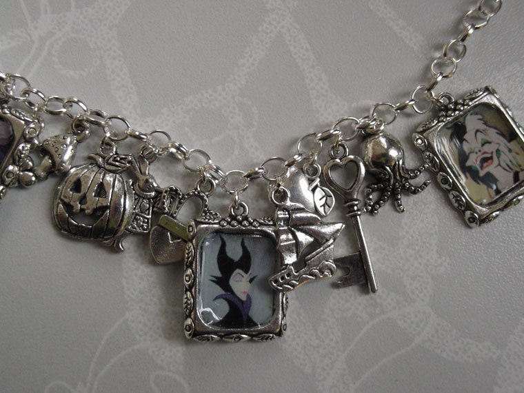 Poor Unfortunate Souls Disney Villains Charm Necklace