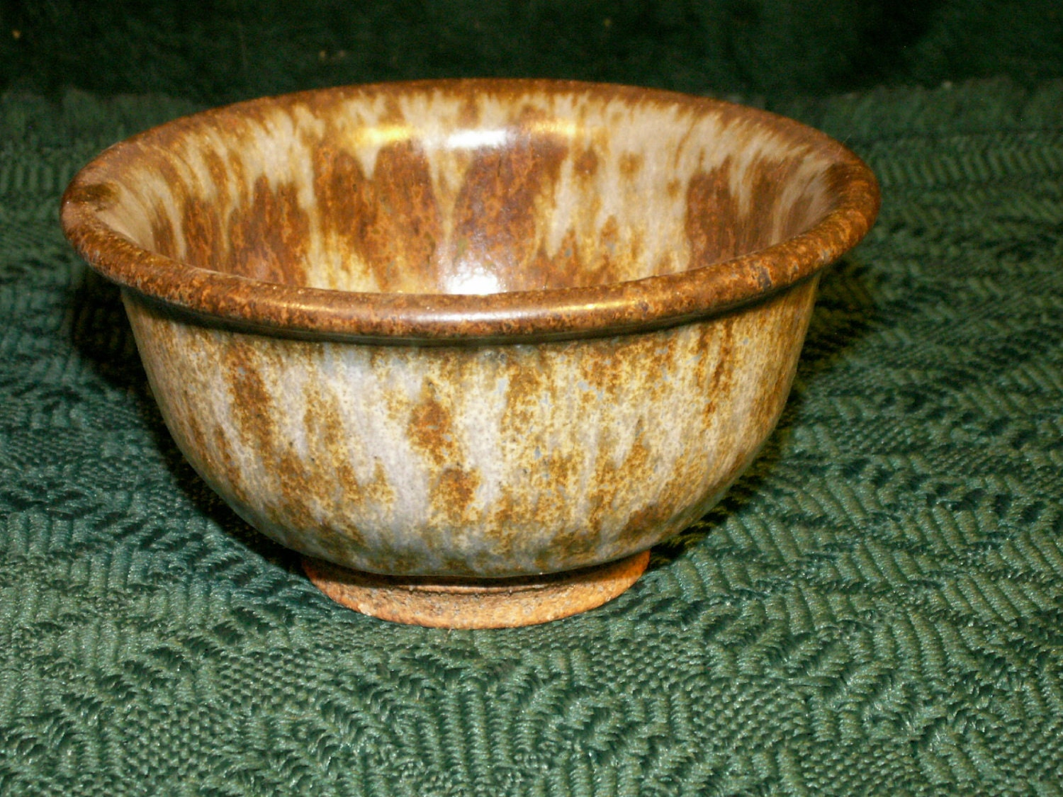 Lovely Vintage stoneware pottery spice or tea bowl