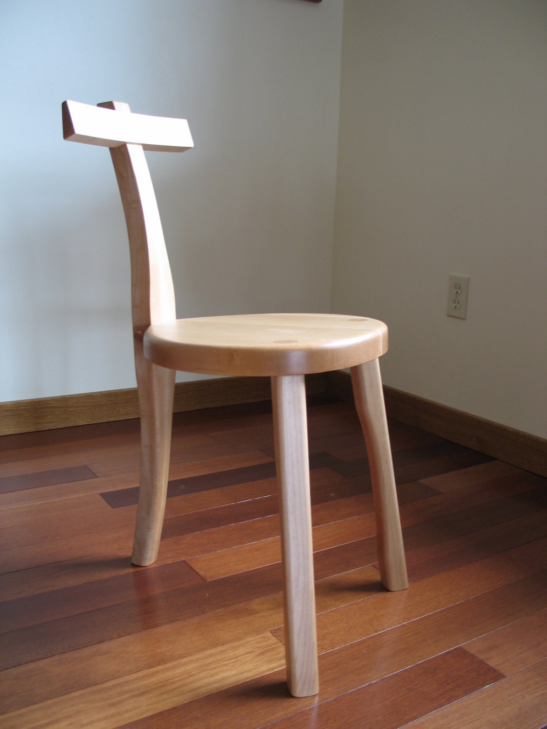 3 Legged Wood Chair - Guitar Stool - Maple