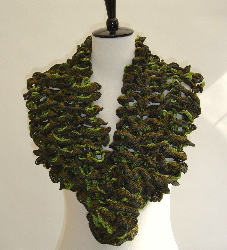 Ruffle Scarf Green Tones