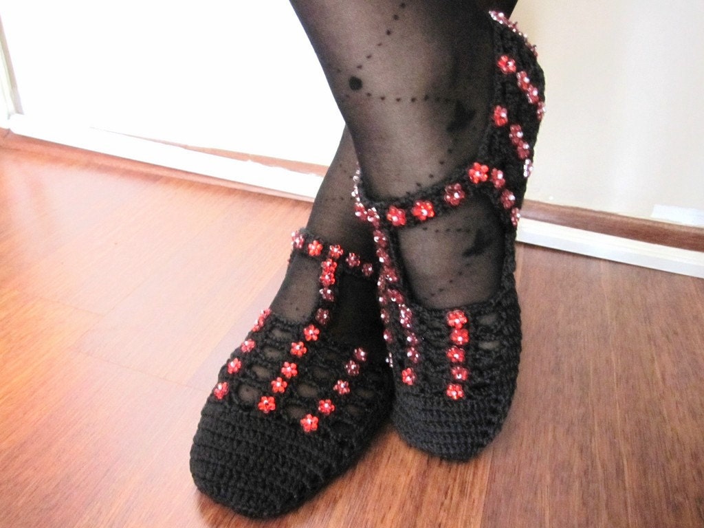 Turkish slippers crochet sequins fashion fairy Traditional Anatolian authentic style house shoes US 7 - 8 Black and red
