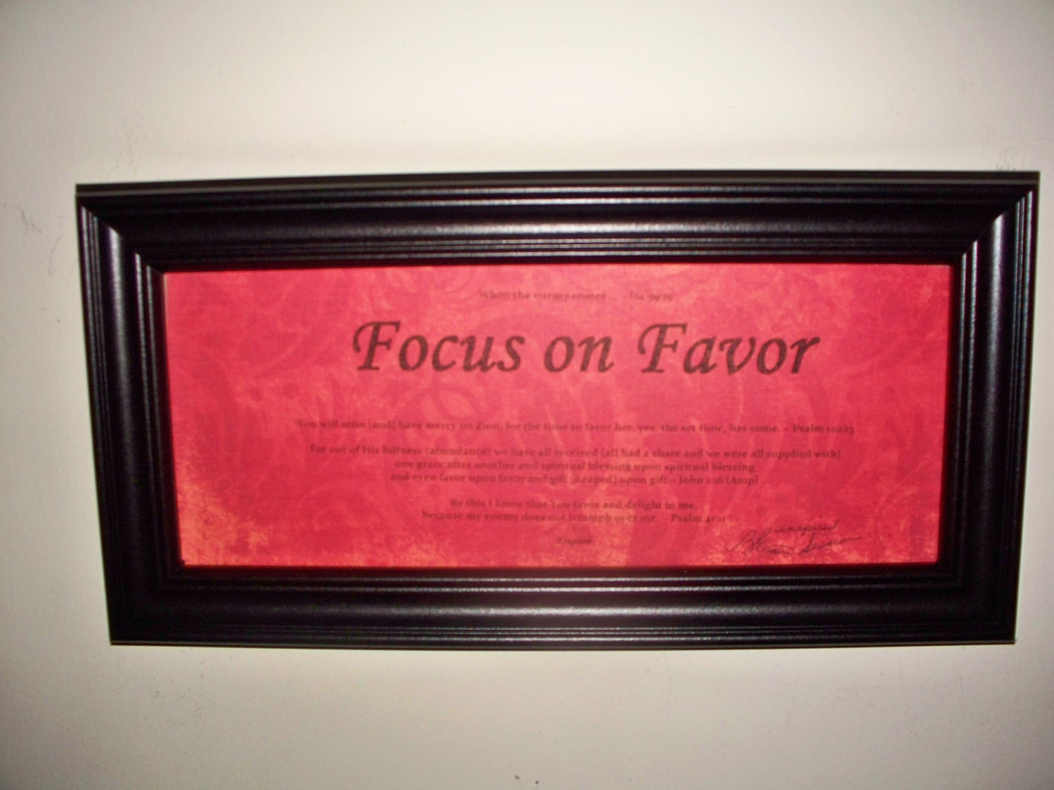 Inspirational Framed WORD Art / Focus On Favor