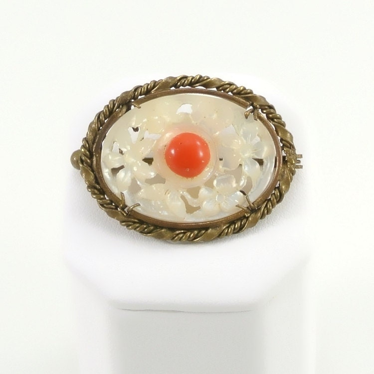 Vintage Flower Brooch, Carved Celluloid Plastic Jewelry, 1930s Jewelry,  Mother of Pearl, Trombone Clasp Pin, Gold Coral Orange White