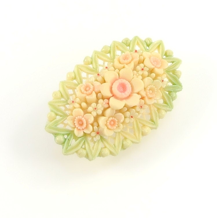 Vintage Flower Brooch, Celluloid Plastic Brooch, Occupied Japan, 1940s Hand Painted Plastic Jewelry, Pastel Pink Green Ivory