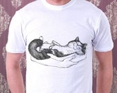 Cat Shirt Happy Kitten Cat Kitty on Hands Pet Animal Art Print Men Cat T-Shirt Cat Lover Cute Gift  White Size S, M, L, XL, XXL