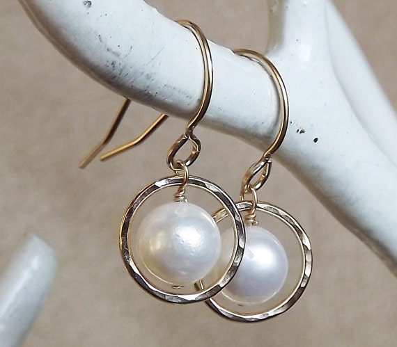 Freshwater Pearl Earrings - Gold Filled Hoops - Bridesmaid Earrings - Gold Earrings - Bridal Earrings - Everyday Earrings