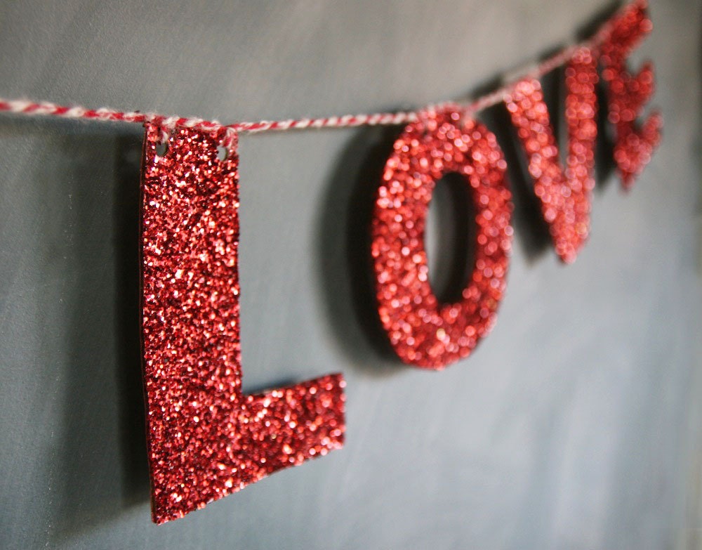 Hello Love Glitter Banner