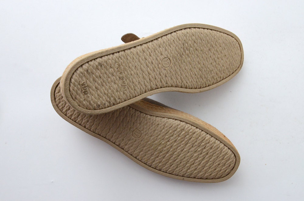 Vintage espadrilles mary jane suede flats
